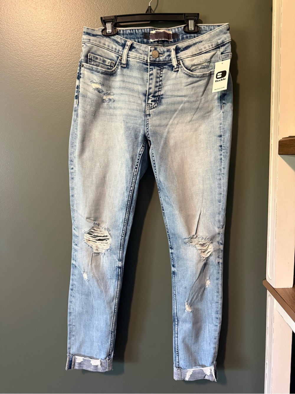 BKE Light Blue Distressed Cropped Jeans
